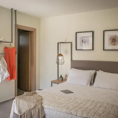 Apart-hotel Dream Village Hersonissos (Crete)
