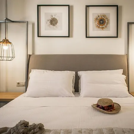 Aparthotel Dream Village 3*