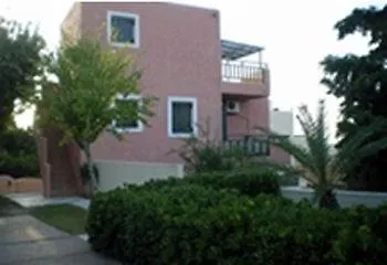 Dream Village Apartmanhotel