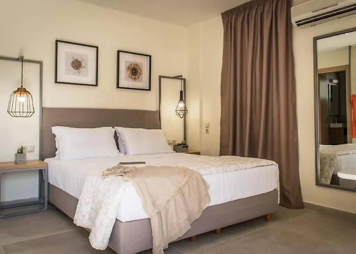 Aparthotel Dream Village 3*