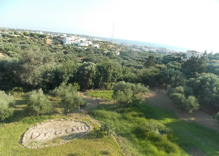 Aparthotel Dream Village 3*